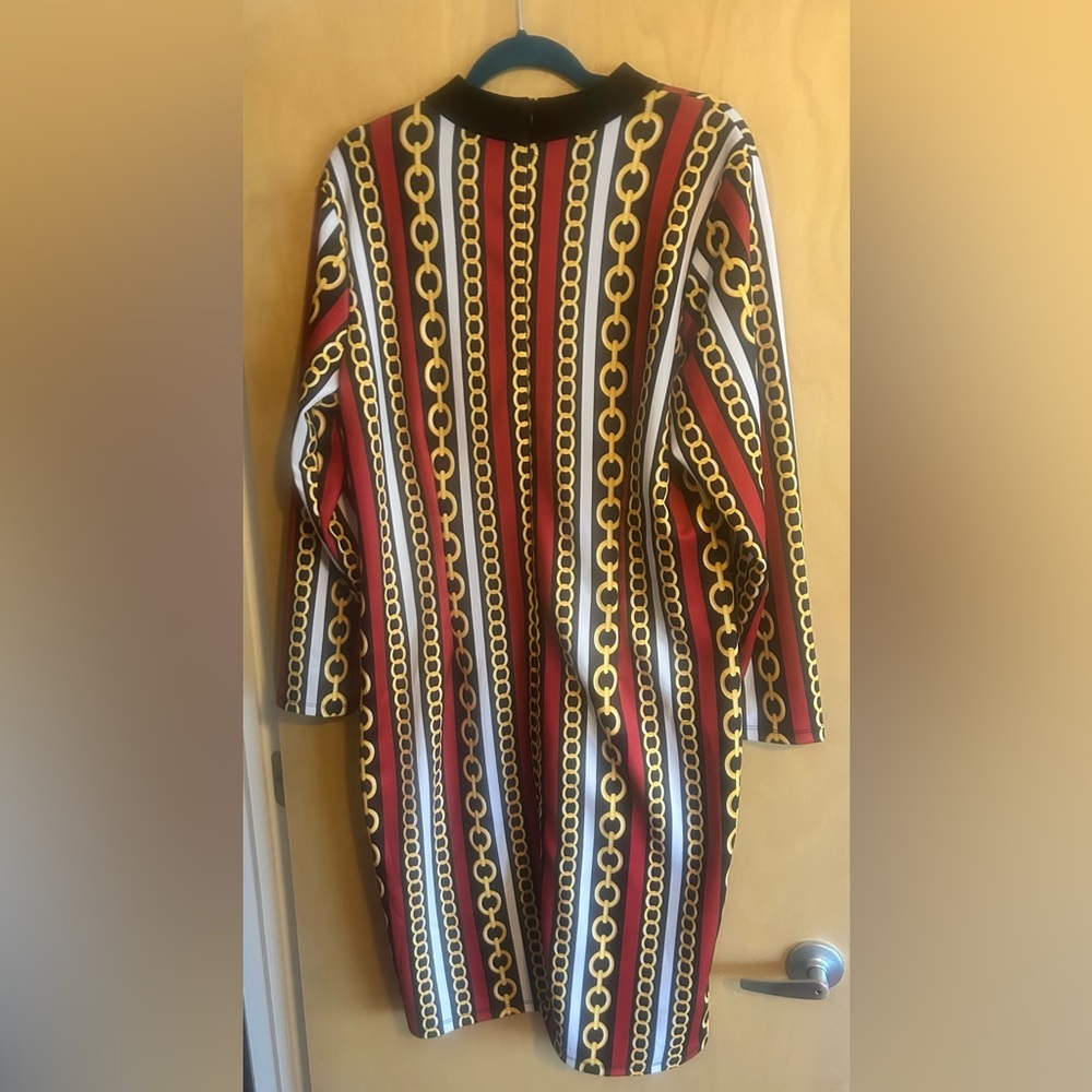 Striped Chain Pattern Dress - Picture 2 of 4